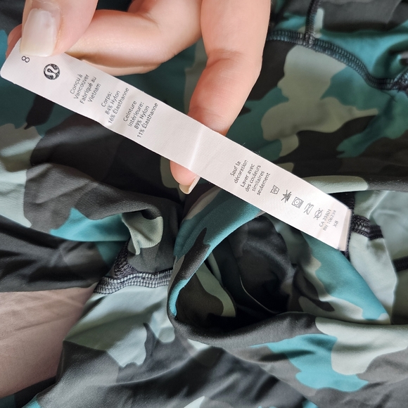 TWO Lululemon leggings - base pace and align bundle sale - Picture 6 of 16